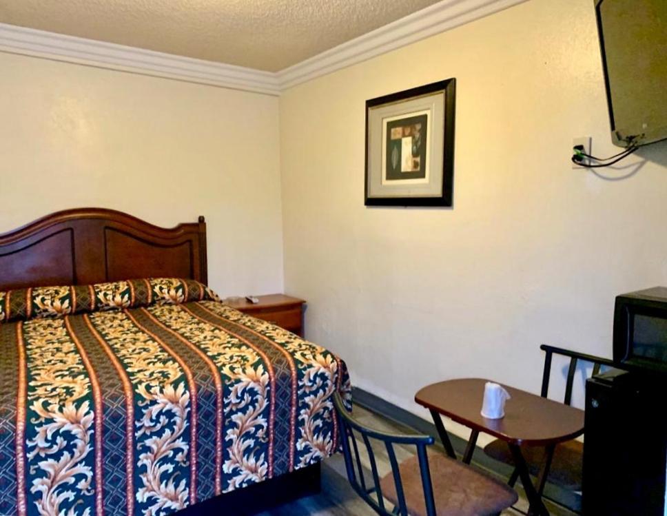 Jolly Motel *